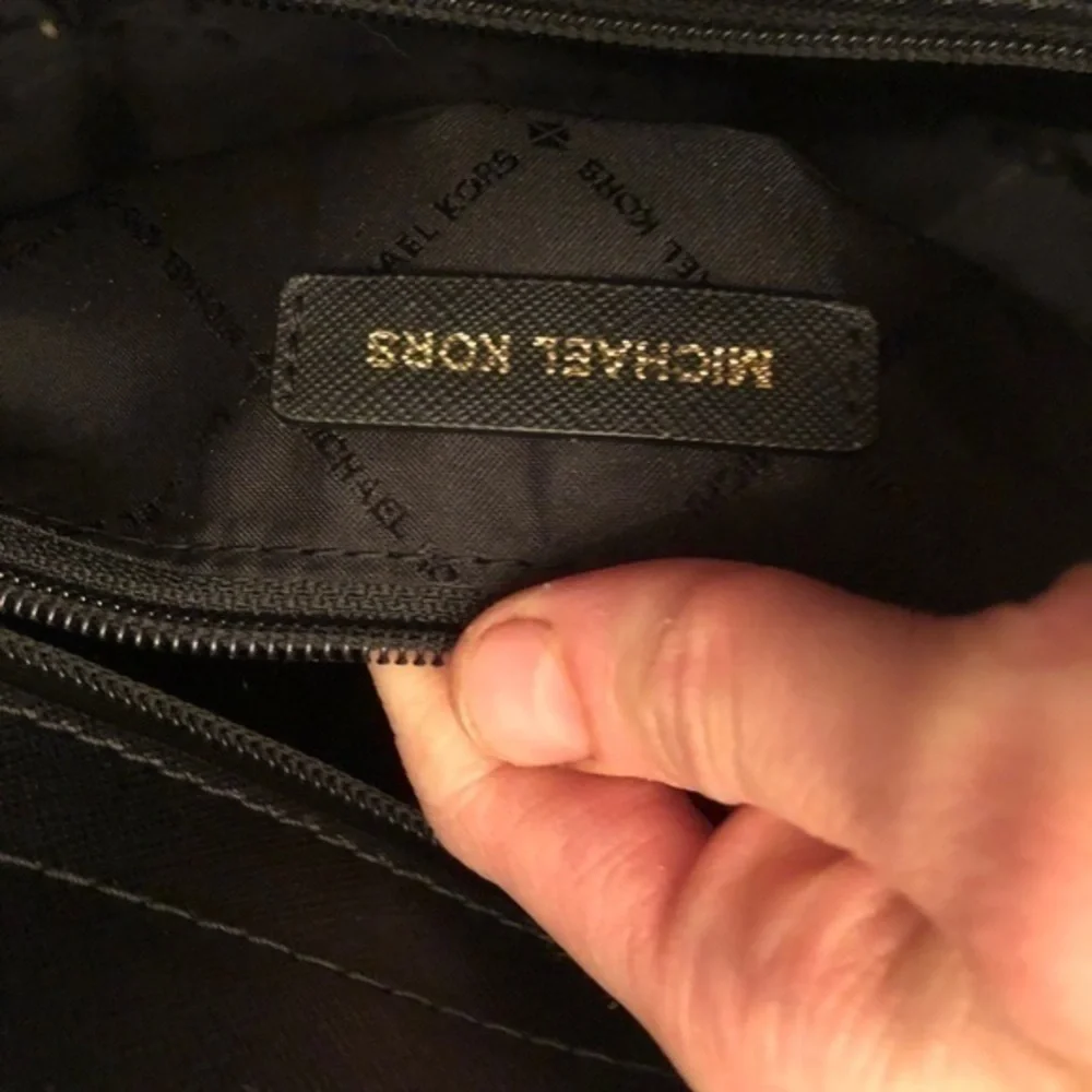 Michael kors black saffiano leather Selma bag